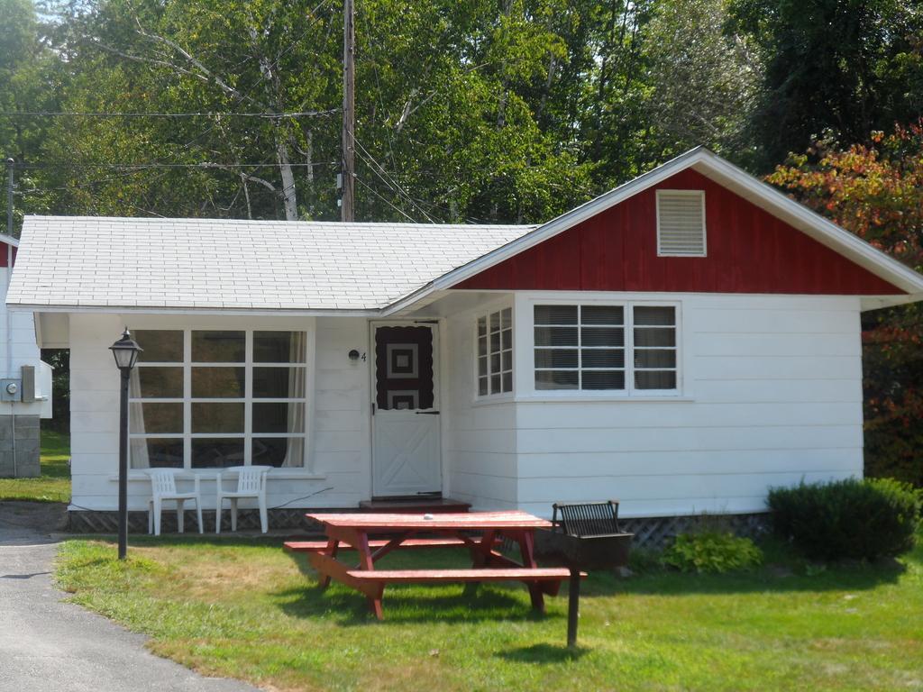 White Oak Motel & Cottages Holderness Стая снимка