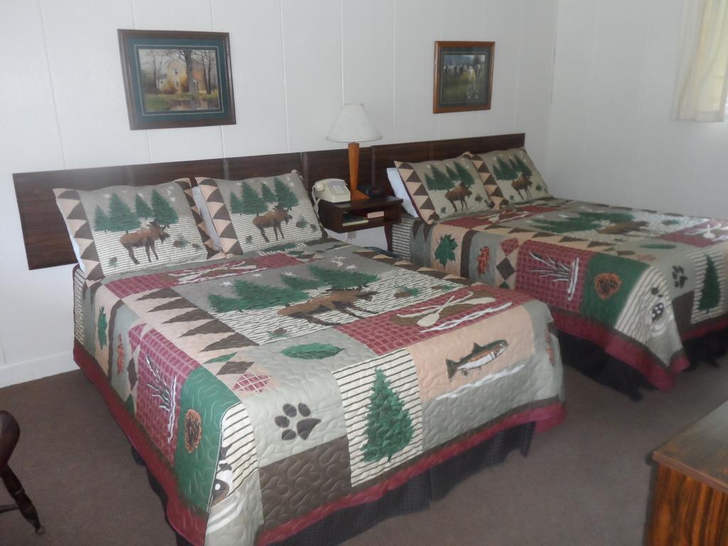 White Oak Motel & Cottages Holderness Стая снимка