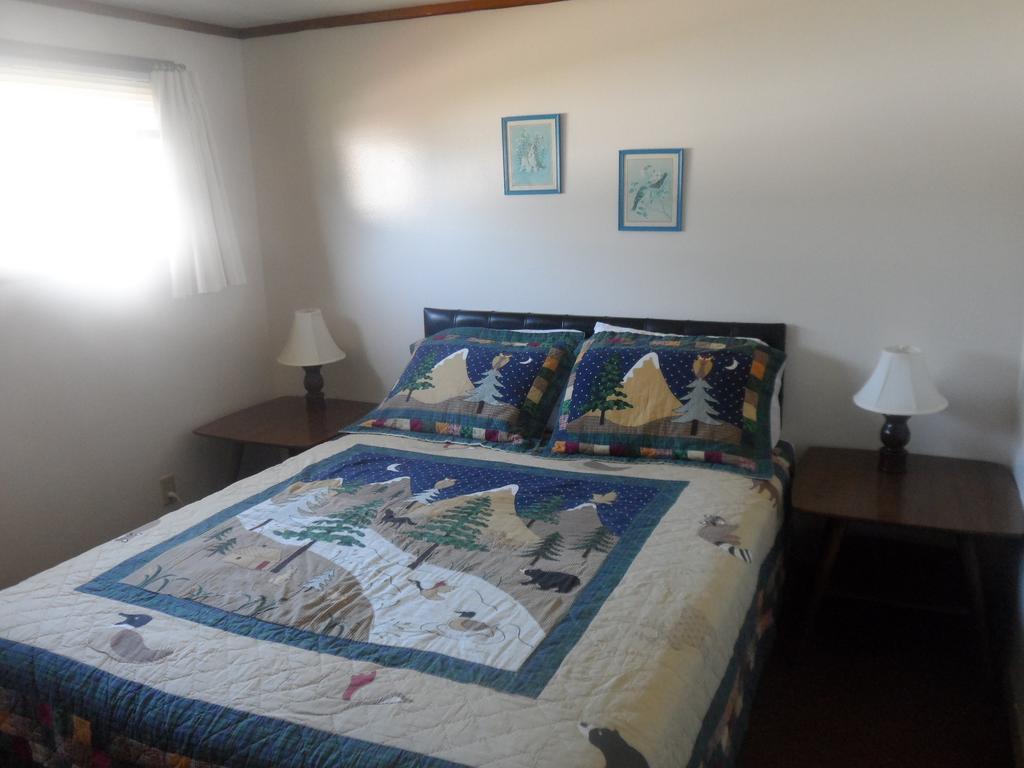 White Oak Motel & Cottages Holderness Стая снимка